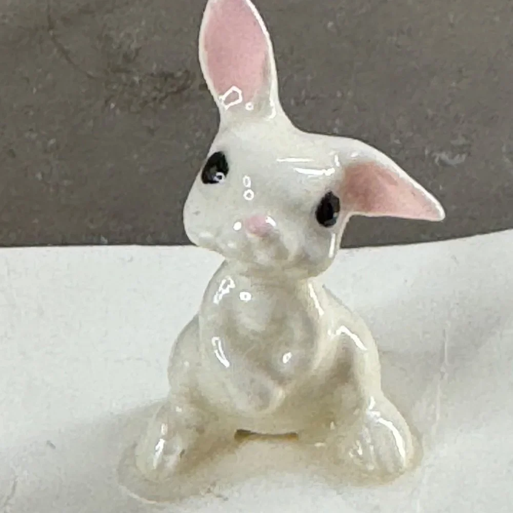 New Vintage Hagen Renaker Miniature Rabbit Bunny Figurine 1989 USA 1 1/8 inches - Picture 2 of 9